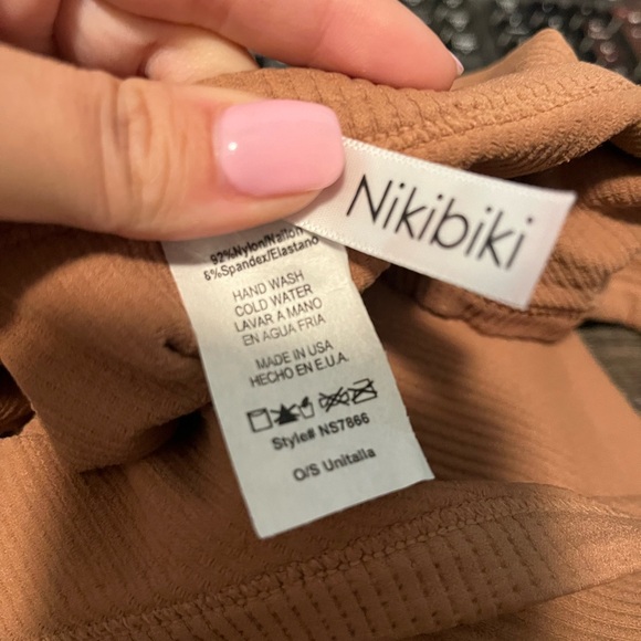 Brown fitted midi dress - Picture 3 of 3